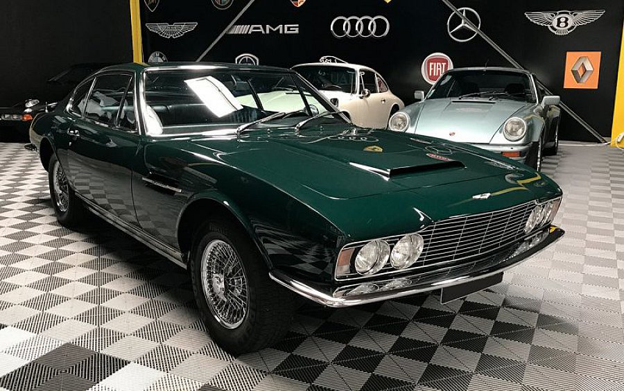ASTON MARTIN DBS Vantage 4.0 325 ch coupé Vert foncé occasion 345 000 € 0 km vente de