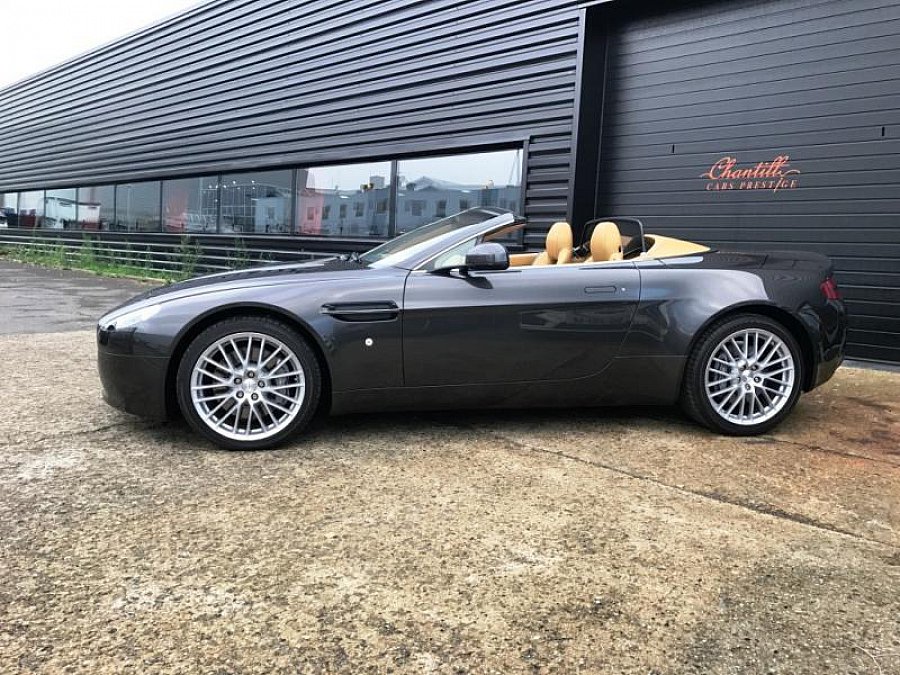 ASTON MARTIN V8 VANTAGE 4.7 Roadster cabriolet Gris foncé occasion 86 900 € 20 000 km