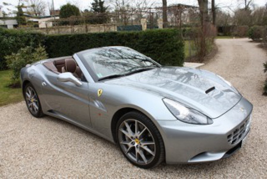 FERRARI CALIFORNIA 4.3 V8 490 ch cabriolet Gris clair occasion 160