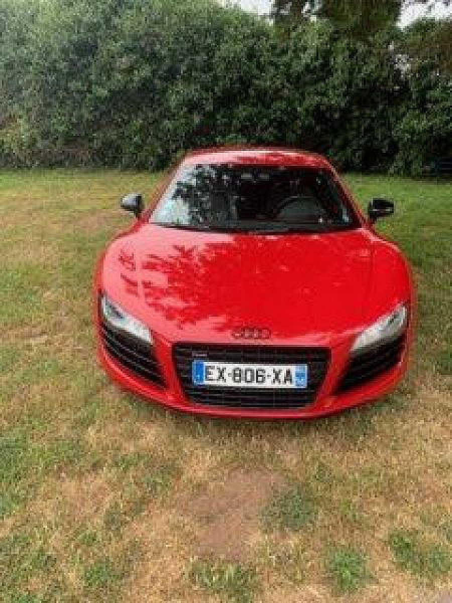 AUDI R8 I Spyder V8 4.2 FSI Quattro 430ch coupé Rouge occasion 68 000 € 54 000 km vente de