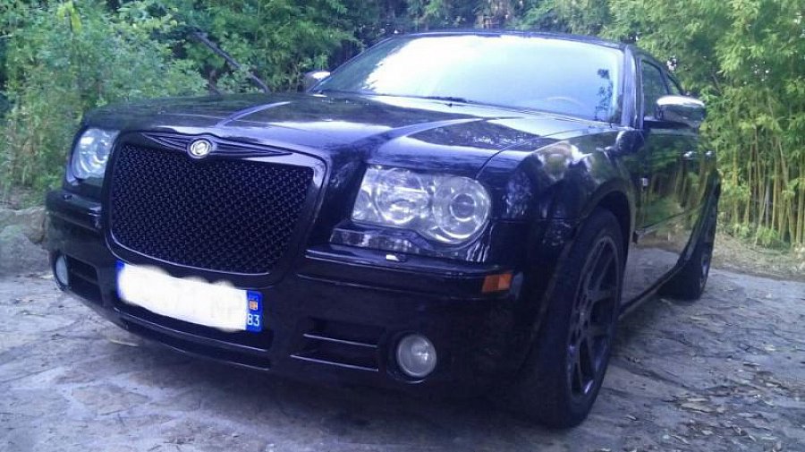 Chrysler 300c 3 0 Crd Boston Berline Noir Occasion 12