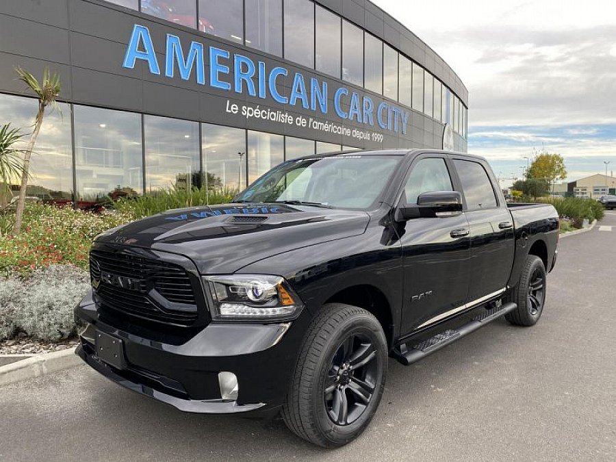 DODGE RAM V 1500 Sport CLASSIC BLACK EDITION pick-up occasion - 71 900 â¬ - 500 km - vente de 