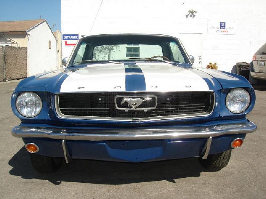 FORD MUSTANG I (1964-73) coupé Bleu occasion - 25 000 €, 0 km