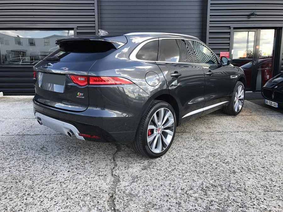  JAGUAR  F PACE S V6 3 0d 300 ch SUV  Gris fonc  occasion  