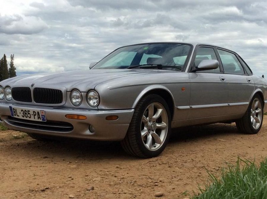 jaguar xj8 3 2l v8 x308 berline gris clair occasion 8 jaguar xj8 3 2l v8 x308 berline gris clair occasion 8