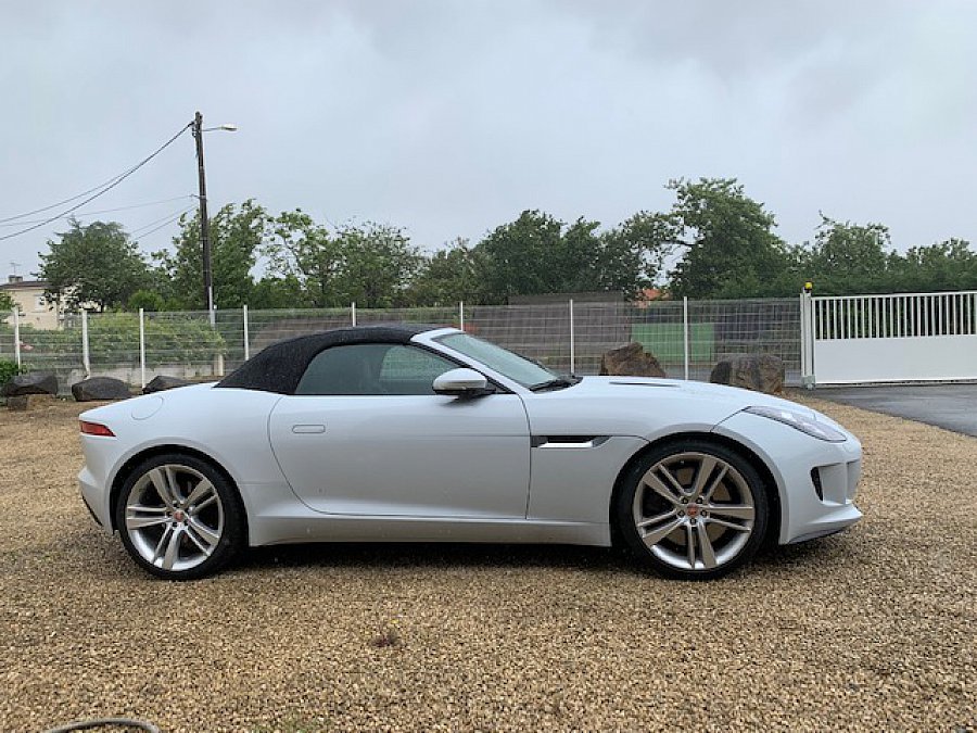JAGUAR FTYPE S 3.0 380 ch cabriolet Blanc occasion 63 450 € 26 500 km vente de voiture d