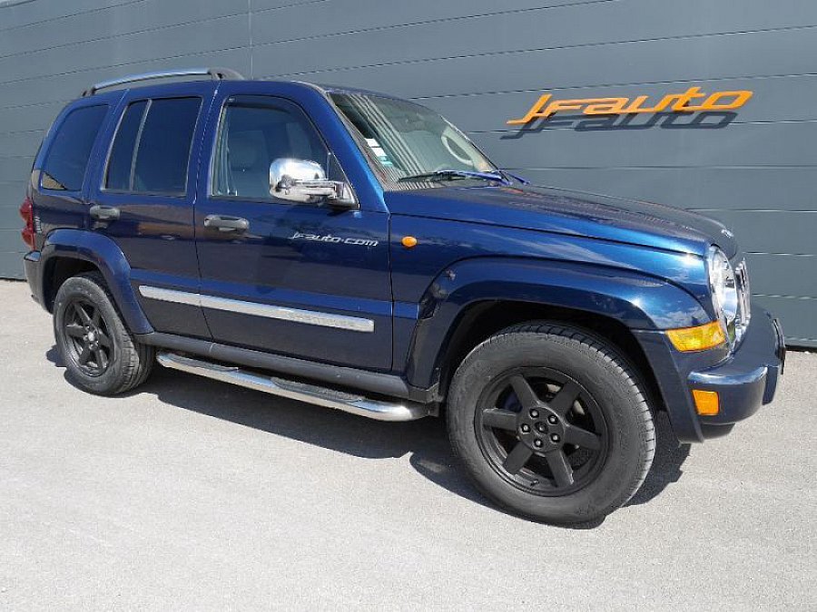 JEEP CHEROKEE KJ 2.8 CRD LIMITED SUV Bleu foncé occasion 8 480 € 166 215 km vente de JEEP CHEROKEE KJ 2.8 CRD LIMITED SUV Bleu foncé occasion 8 480 € 166 215 km vente de