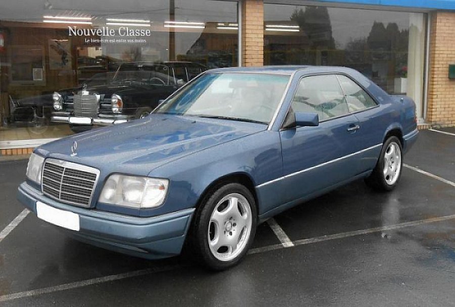 MERCEDES CLASSE E Berline W124 320 CE coupé Bleu occasion - 4 500 ...