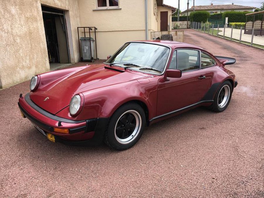 PORSCHE 911 930 3.0 Turbo 260 ch coupé Bordeaux occasion 160 000 € 118 000 km vente de