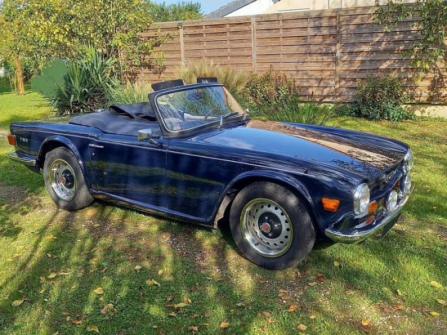 TRIUMPH TR6 PI 2.5l 150ch Overdrive cabriolet Bleu foncé occasion - 28 000 €, 115 500 km