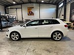 AUDI A3 SPORTBACK 2 2.0 TDI 140 DPF AMBIENTE berline Blanc occasion - 9 000 €, 239 125 km