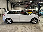AUDI A3 SPORTBACK 2 2.0 TDI 140 DPF AMBIENTE berline Blanc occasion - 9 000 €, 239 125 km