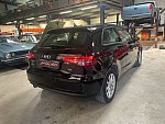 AUDI A3 2 (8P) 1.6 TDI 105 DPF AMBITION  berline Noir occasion - 10 700 €, 183 215 km