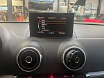 AUDI A3 2 (8P) 1.6 TDI 105 DPF AMBITION  berline Noir occasion - 10 700 €, 183 215 km