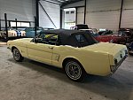 FORD MUSTANG I (1964-73) cabriolet Jaune clair occasion - 45 000 €, 80 000 km