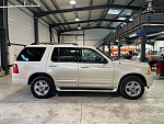 FORD USA EXPLORER III 4.6 ADVANCE RAC RSC V8 SUV Beige occasion - 17 000 €, 269 845 km