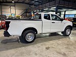 ISUZU D-MAX 3 1.9 4X4 N57 MT pick-up Blanc occasion - 33 900 €, 2 451 km