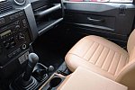 LAND ROVER DEFENDER 1 110 Pick-Up DOUBLE CAB KIT SPECTRE 4x4 Noir occasion - 51 800 €, 185 500 km