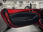 MAZDA MX-5 ND SkyactivG cabriolet Rouge occasion - 32 990 €, 15 950 km