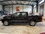 NISSAN NAVARA 2.5 dCi 190 CHASSIS DOUBLE CABINE pick-up Noir occasion - 22 900 €, 123 512 km