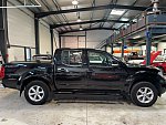 NISSAN NAVARA 2.5 dCi 190 CHASSIS DOUBLE CABINE pick-up Noir occasion - 22 900 €, 123 512 km