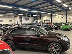 PORSCHE MACAN Turbo 400 ch SUV Marron occasion - 49 990 €, 88 000 km