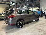 PORSCHE CAYENNE 2 (958) 3.0D V6 240 ch SUV Beige occasion - 21 900 €, 229 514 km